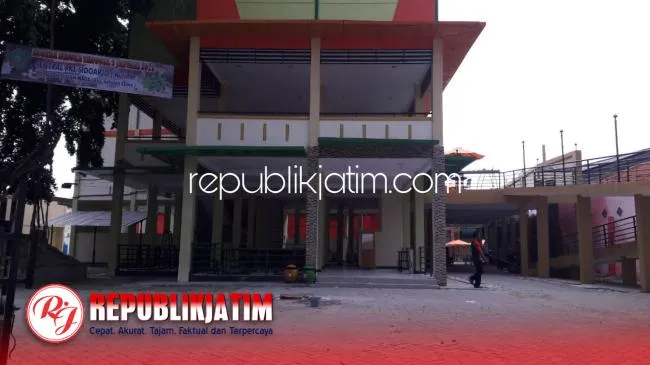 Sentra PKL Sidoarjo Resmi Dibuka, Sterilisasi Jalan Gajahmada Dimulai