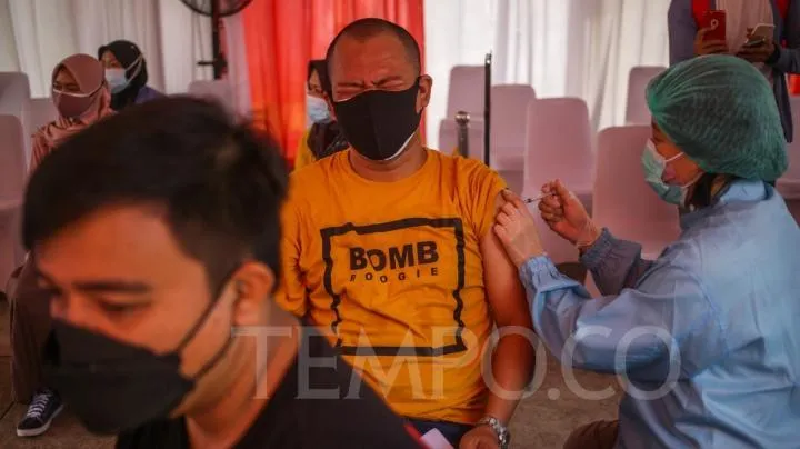 Sentra Vaksinasi di Mall Artha Gading Layani Seribu Warga Setiap Hari