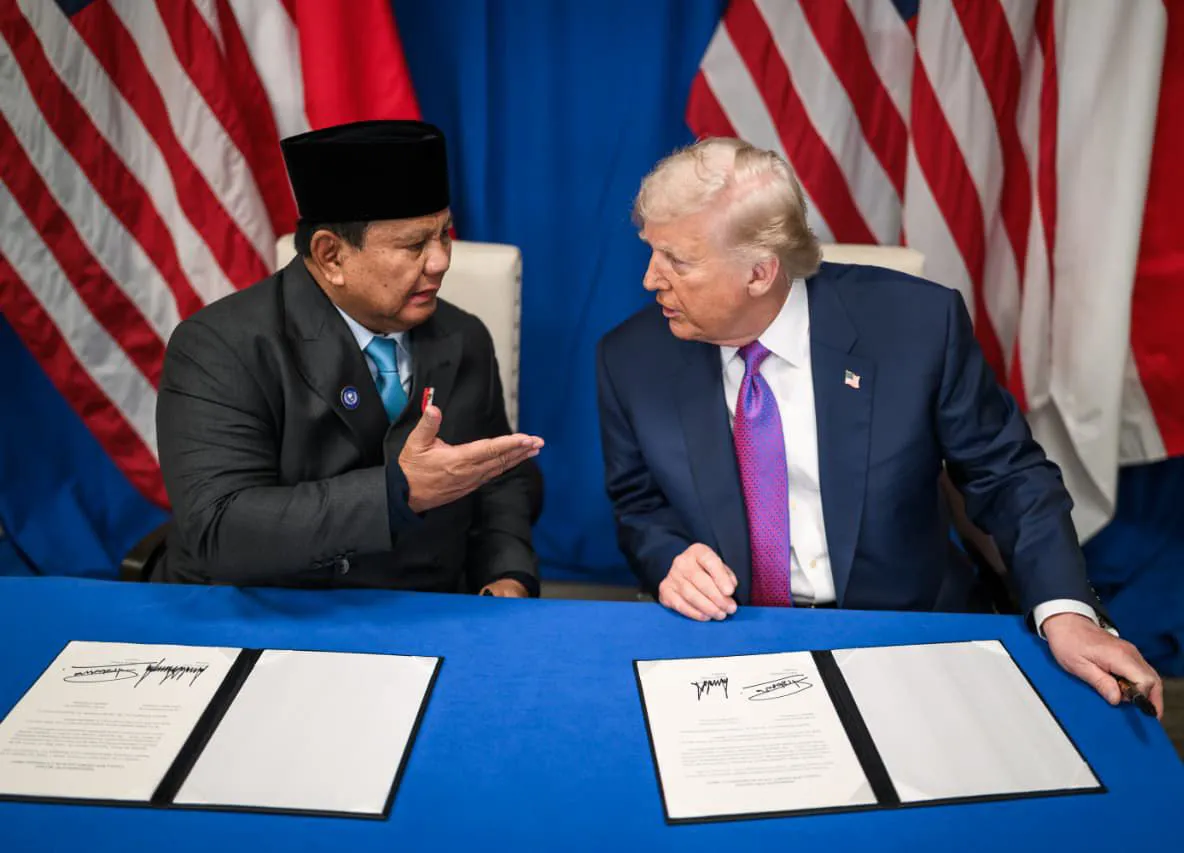 Prabowo dan Trump Tanda Tangani Perjanjian Perdagangan Bersejarah