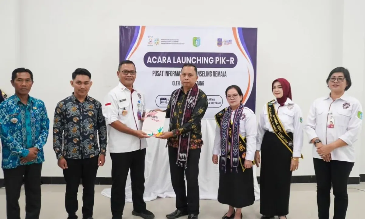 PIK-R Resmi Dibuka di SMK Karya Bangsa Sintang sebagai Tempat Curhat Remaja