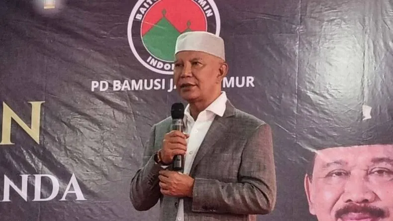Said Abdullah Salurkan Zakat Mal kepada Jemaah Tarawih di Sumenep