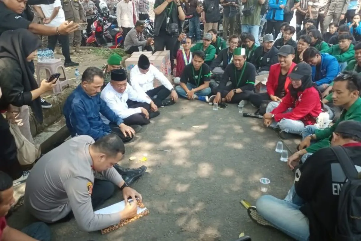Pemkab dan DPRD Tulungagung Tindaklanjuti Aspirasi Mahasiswa ke Pemerintah Pusat