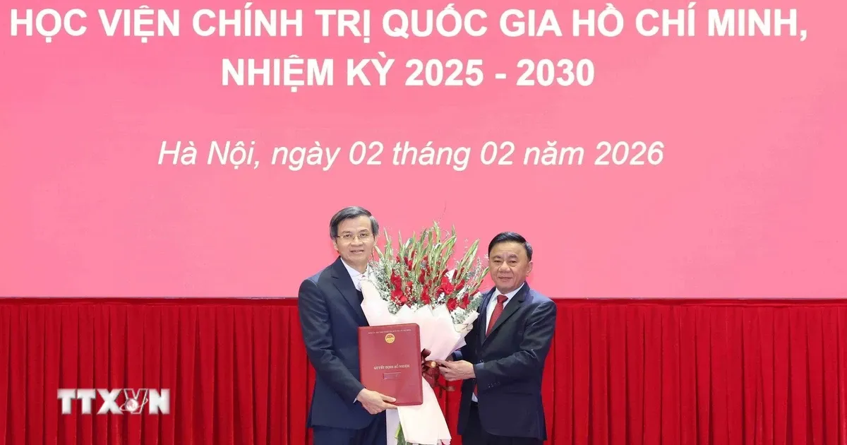Doan Minh Huan Dilantik sebagai Sekretaris Komite Partai Akademi Ilmu Politik Nasional Ho Chi Minh