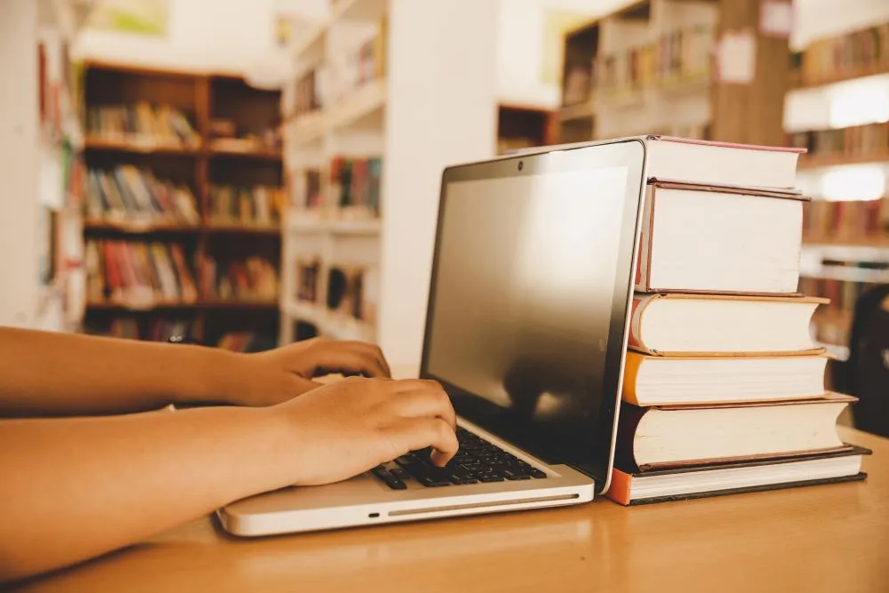 Hari Literasi Komputer Sedunia: Kunci Pemberdayaan di Era Digital