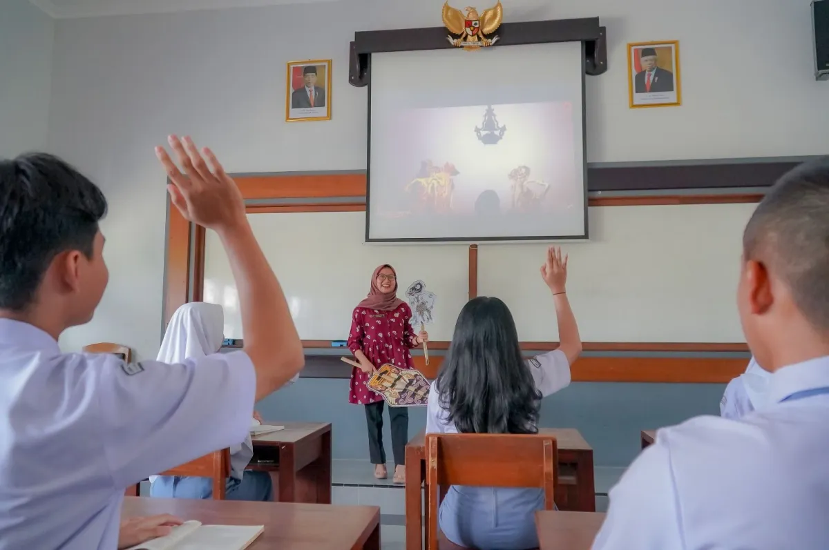 Kemendikdasmen Siapkan Rp14 Triliun untuk Kesejahteraan Guru Non-ASN di 2026