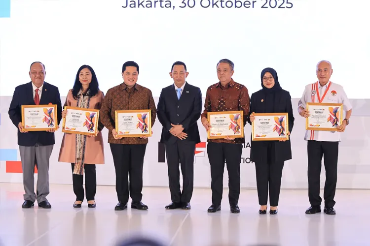Banyuwangi Dapat Penghargaan PB ISSI sebagai Model Sport Tourism Nasional
