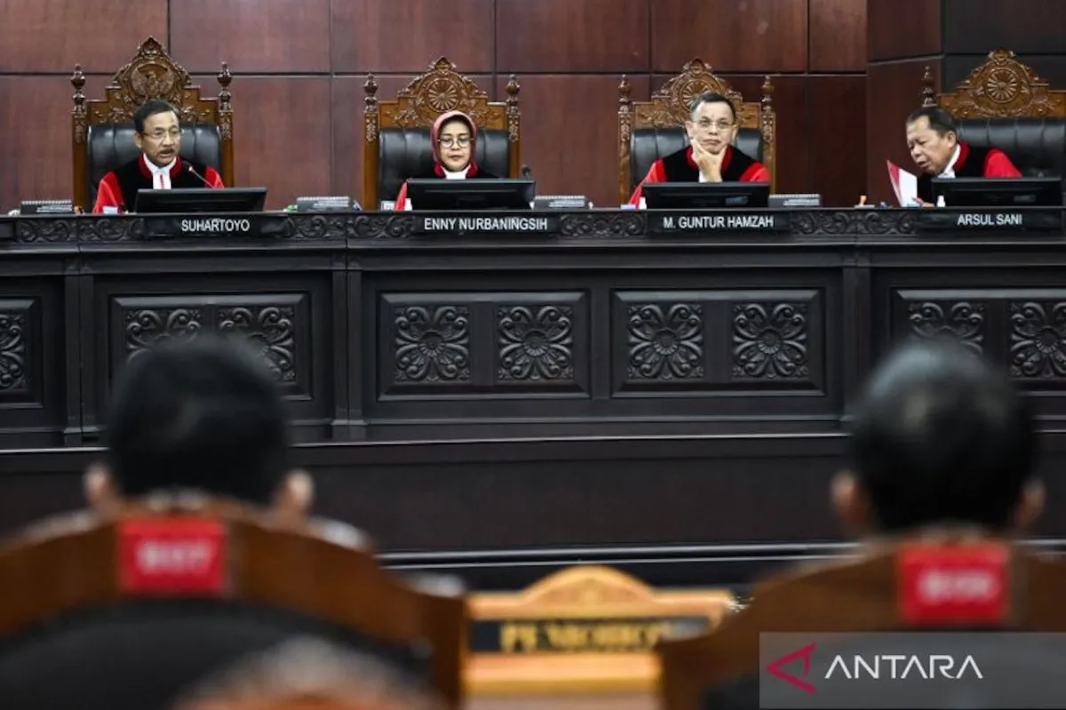 MK Hapus Frasa Kontroversial dalam Pasal Perintangan Peradilan, Lindungi Advokat dan Jurnalis