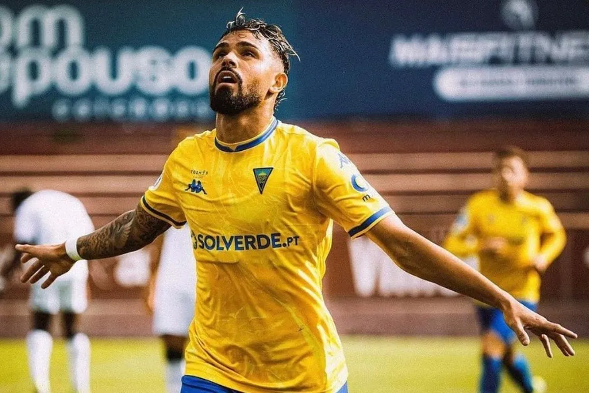 Joao Tavares Memantau Bernardo Tavares dan Bruno Moreira: Apakah Ini Pertanda Transfer ke Persebaya Surabaya?