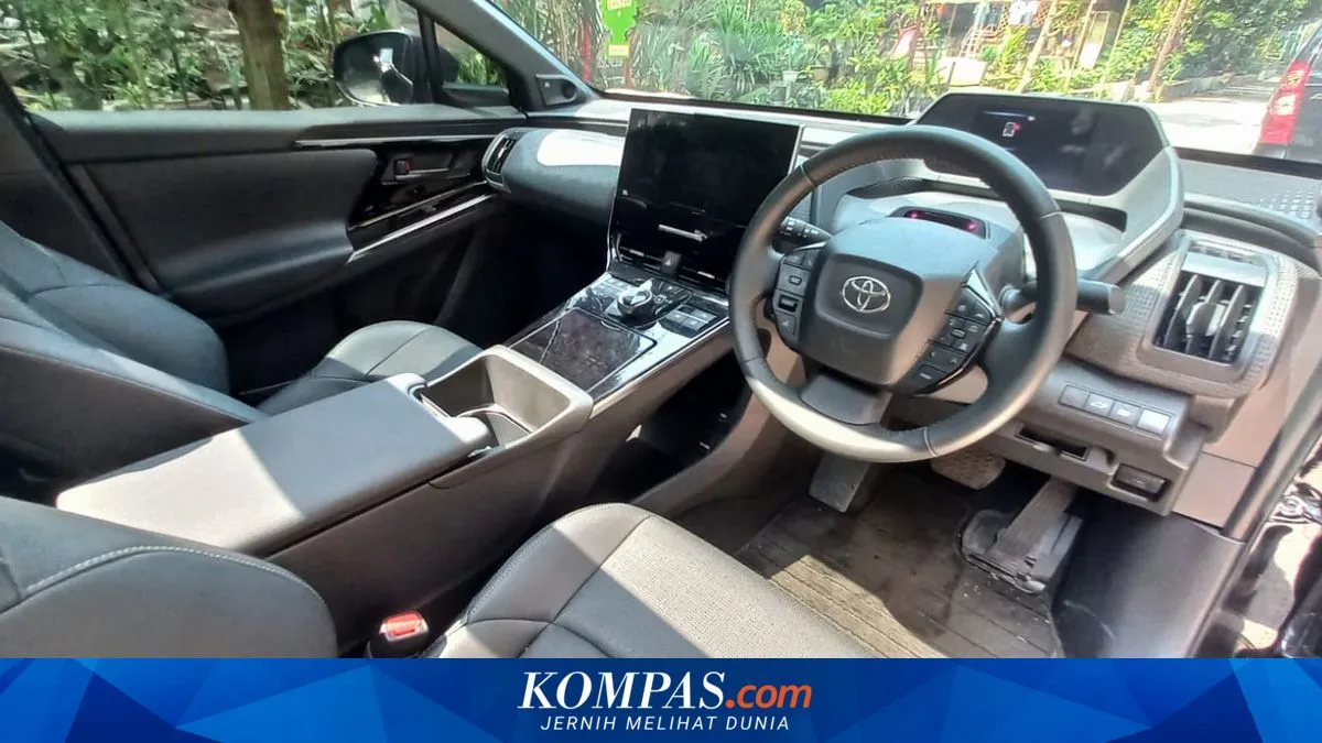 Kesalahan Umum dalam Membersihkan Interior Mobil yang Harus Dihindari