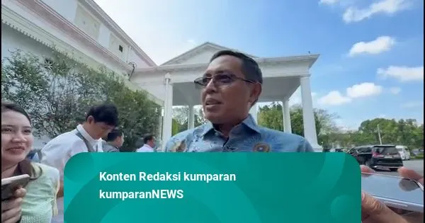 Hasan Nasbi Hadiri Agenda di Istana Negara Bersama Presiden