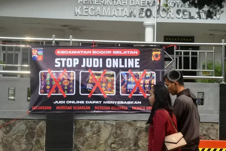 Pemerintah Terus Menutup Situs Judi Daring Secara Konsisten Setiap Minggu
