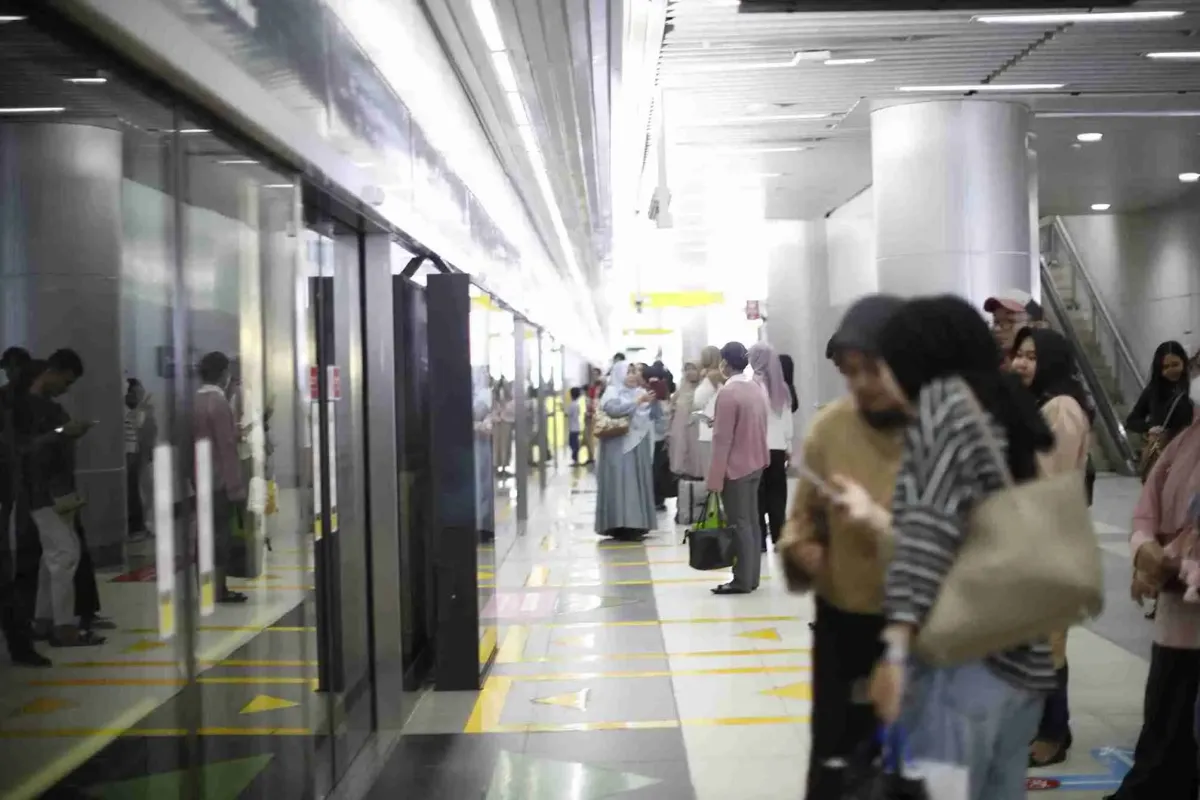 Aturan Berbuka Puasa di MRT Jakarta Selama Ramadan