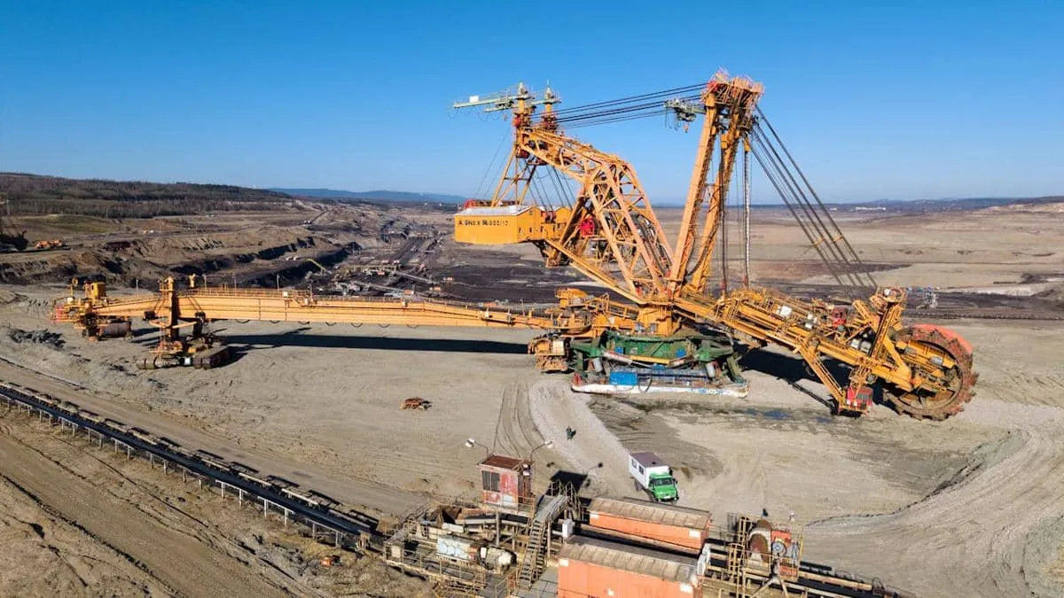 Perminas: BUMN Baru untuk Pengelolaan Mineral Kritis Indonesia
