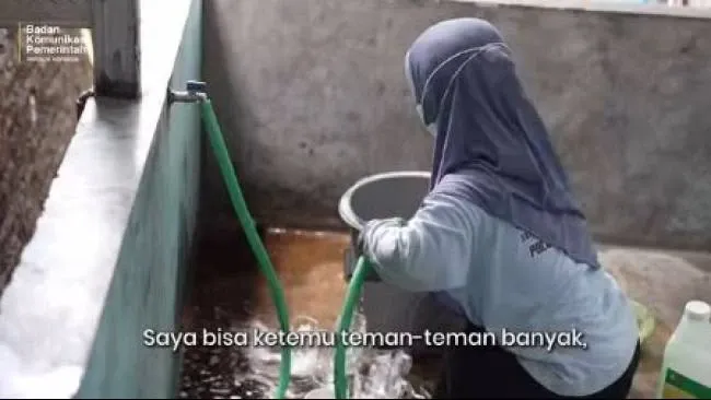Latifah, Penyandang Disabilitas yang Berdaya Melalui Kerja di SPPG Sukoharjo