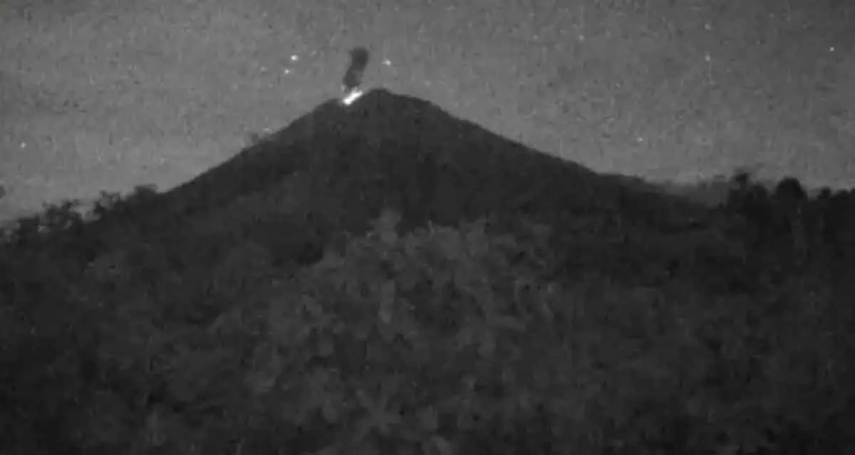 Pemantauan Terbaru Aktivitas Gunung Semeru oleh PVMBG