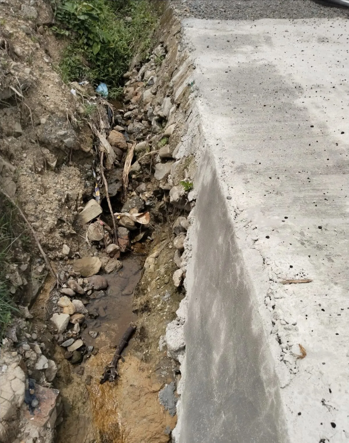 Proyek TPT Longsoran Nias Selatan Diduga Dikerjakan Asal Jadi