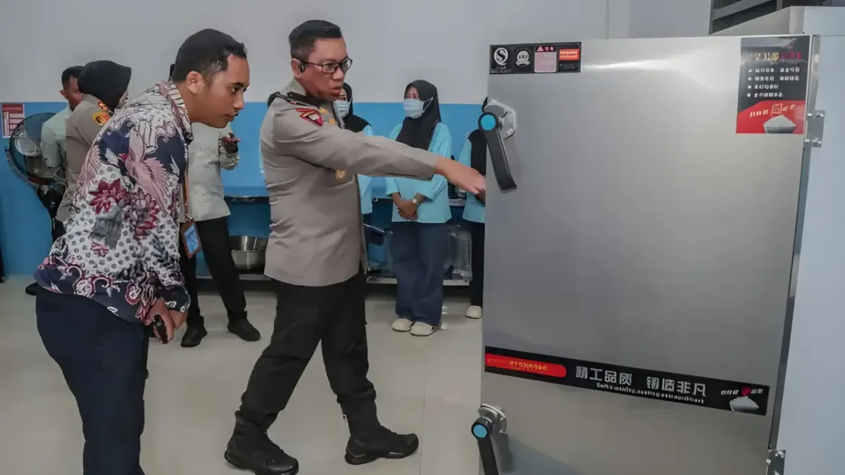 Polri Kelola SPPG: Implikasi bagi Pendidikan dan Gizi Anak