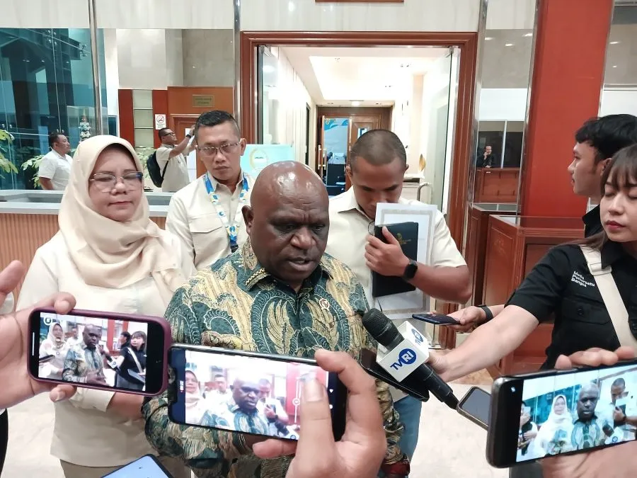 Natalius Pigai Targetkan RUU Masyarakat Hukum Adat Selesai 2026