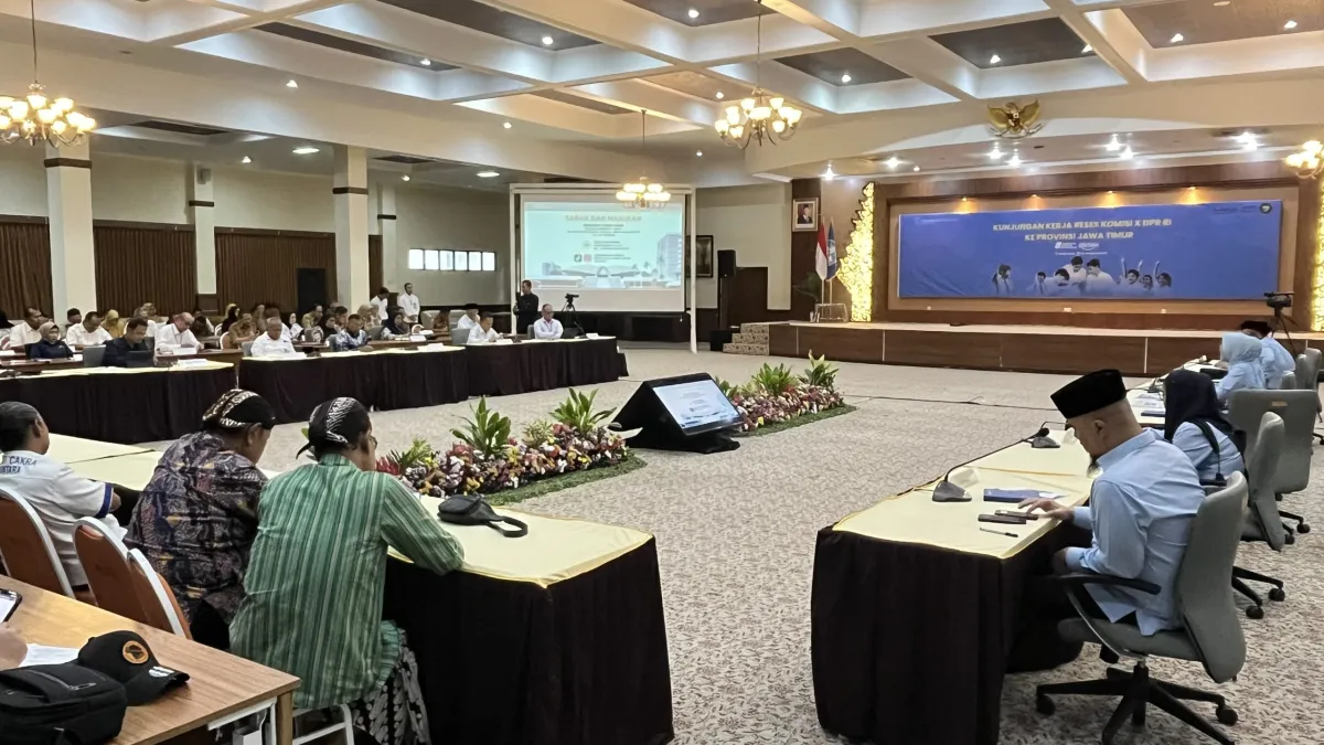 Komisi X Bahas Isu Utama Pendidikan Dasar dan Menengah di Jatim
