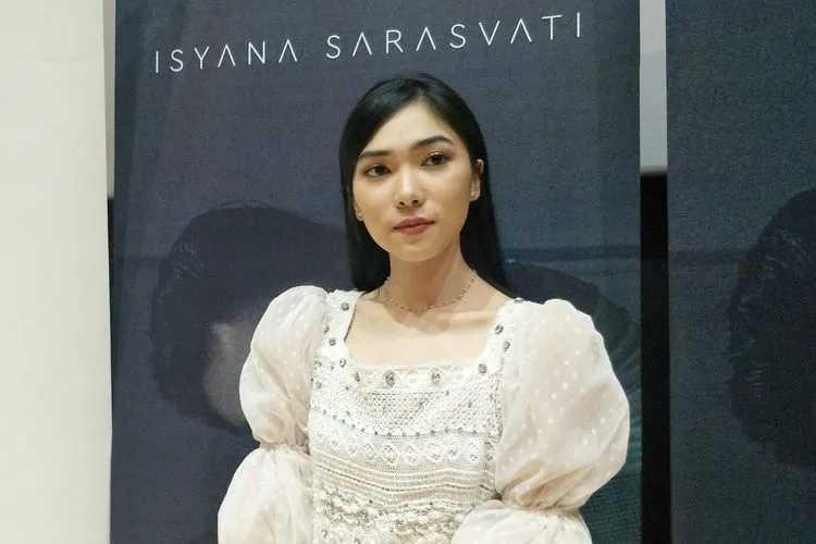 Isyana Sarasvati Resmi Dilamar, Publik Terkesan dengan Momen Romantis