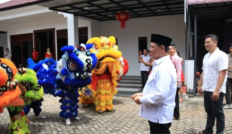 Gubernur Kalbar Perkuat Kebersamaan Lintas Komunitas di Perayaan Imlek