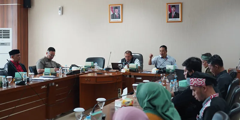 DPRD Bogor Bahas Raperda Administrasi Kependudukan dengan Disdukcapil