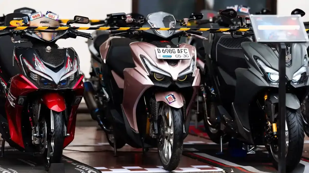 Gathering Yamaha Aerox 2026: Ratusan Bikers Rayakan Eksistensi Skutik Sport di Bandung dan Surabaya