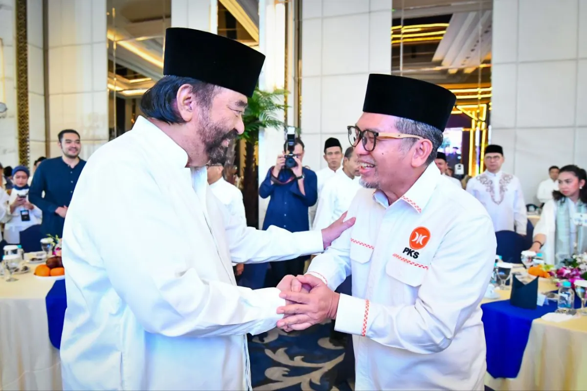 Almuzzammil Yusuf Hadiri Buka Puasa Bersama Partai Nasdem
