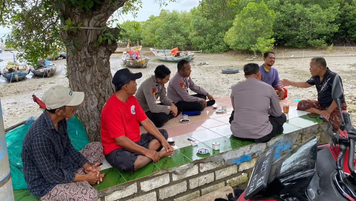 BPBD Gresik Catat 25 Kejadian Bencana Akibat Cuaca Buruk, Angin Kencang Dominasi