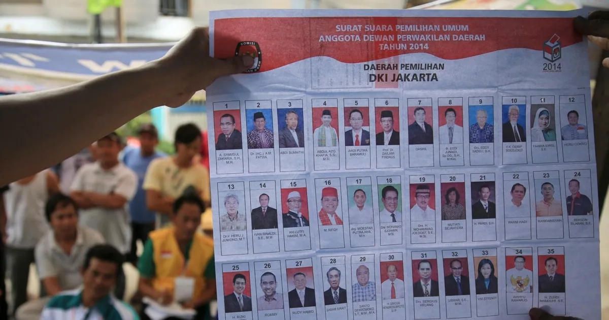 Catatan Demokrasi Indonesia: Merangkak Menuju Format Ideal