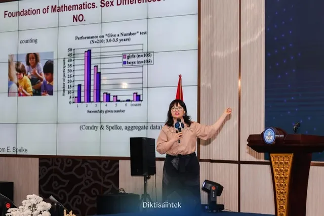 Wamendiktisaintek Ajak Perempuan Tingkatkan Partisipasi di Bidang STEM