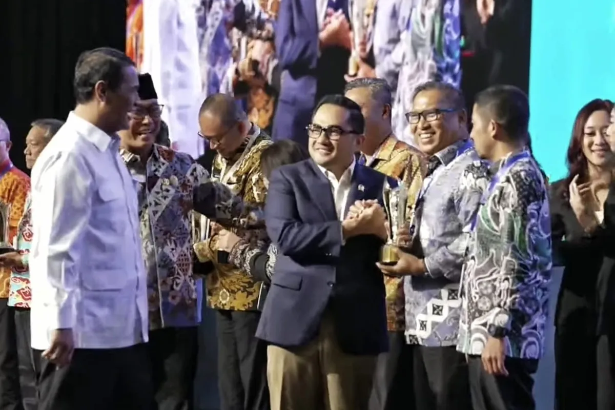 Pemprov Kepri Raih Penghargaan Kedua Terbaik Nasional dalam Pengelolaan Kepegawaian 2025