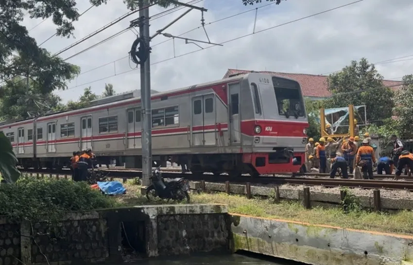 Perjalanan Commuter Line Tangerang Kembali Normal Setelah Tabrakan di Poris