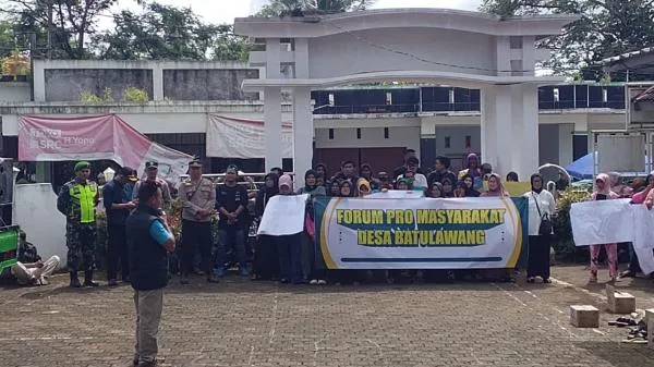 Forum Warga Batulawang Menolak Pembekuan Perangkat Desa dan Desak Layanan Publik Berjalan Normal