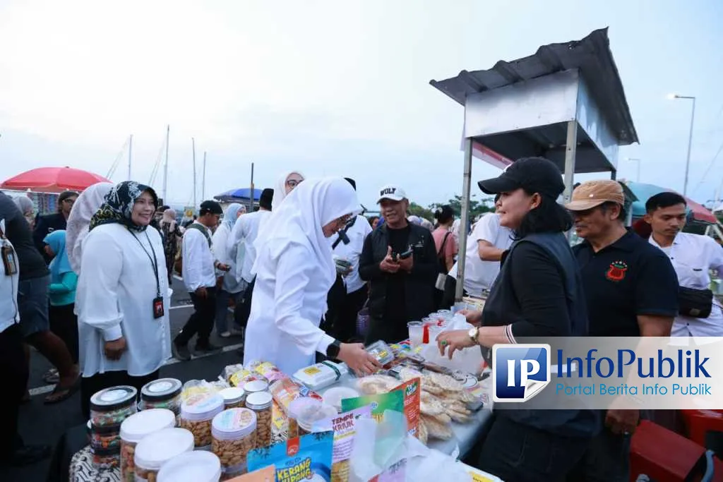 Pasar Takjil Ngerandu Buko Dongkrak Ekonomi Ramadan di Banyuwangi