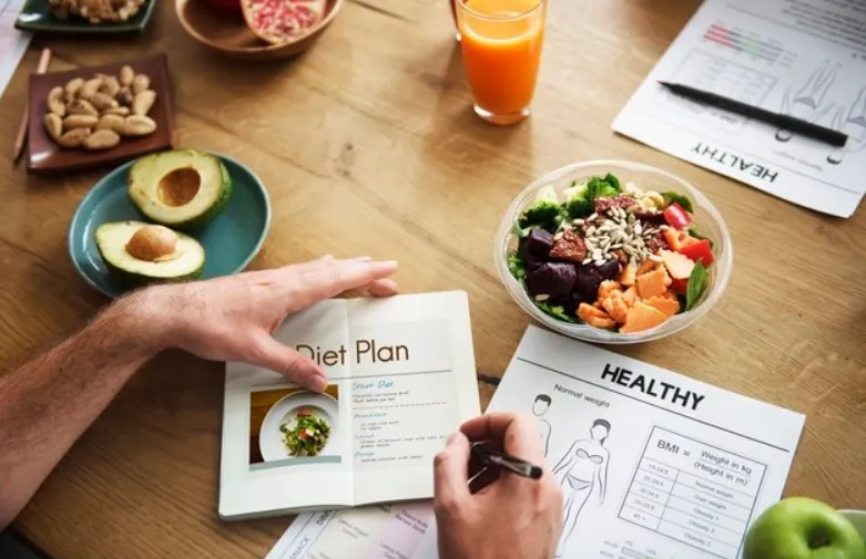 Panduan Diet Sehat dan Aman Menurut Ahli Gizi UGM