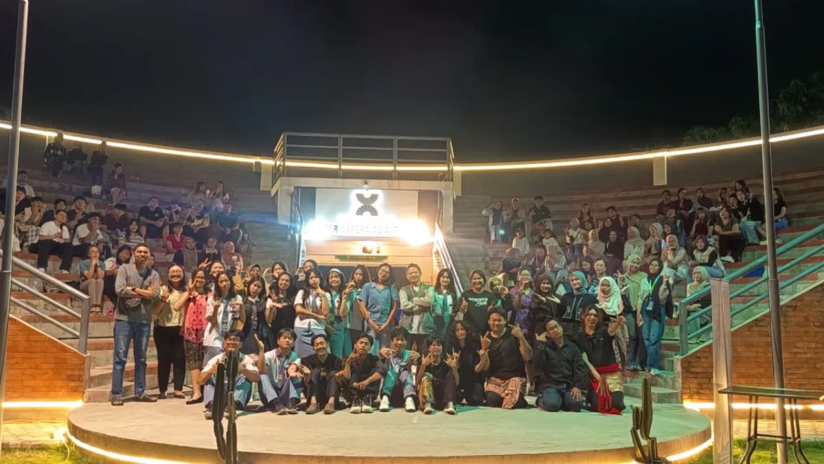Kolaborasi SMAK Terang Bangsa dan UKM Simfoni Jiwa Pentaskan Teater 'Ruang Cerita'
