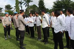 Wakapolres Ogan Ilir Pantau Kehadiran Anggota dan Pemanfaatan Media Sosial