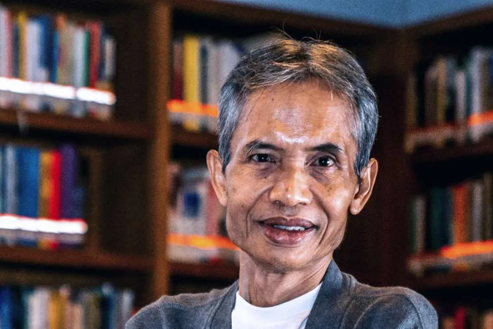 Mengenang Joko Pinurbo: Jejak Abadi Sang Penyair Indonesia