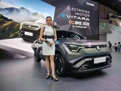 Suzuki eVitara Hadir di IIMS 2026, Siap Saingi Toyota Urban Cruiser EV