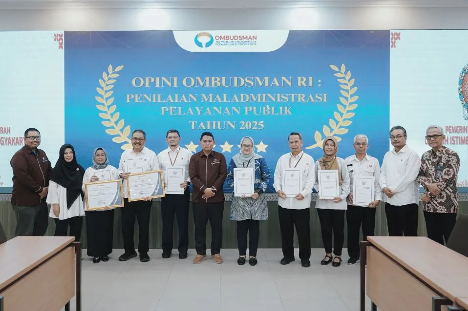 Pemda DIY Raih Penghargaan Layanan Publik Terbaik 2025
