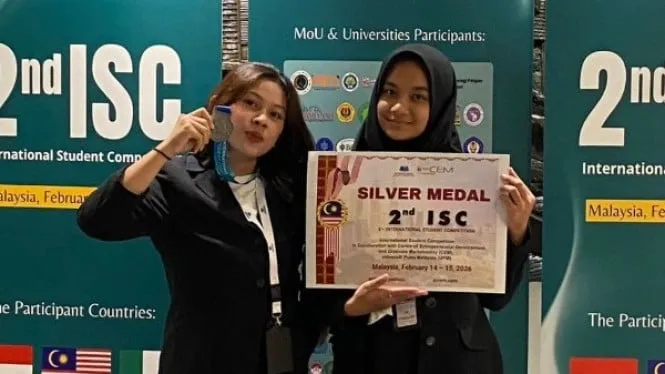 Tim Mahasiswa UGM Raih Medali Perak dengan Inovasi Deteksi Pangan Berbasis AI dan Blockchain