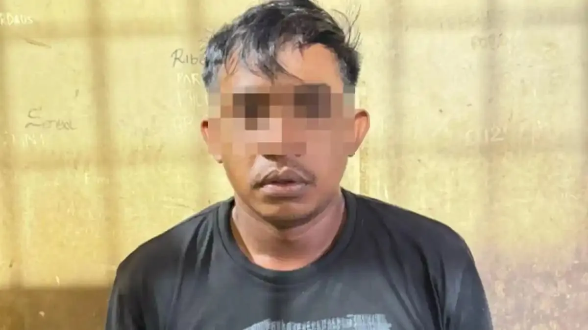 Buruh Pelabuhan Kendari Ditangkap Karena Simpan Badik di Jok Motor