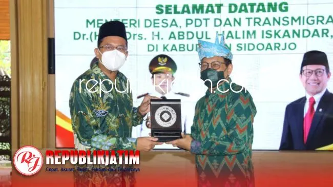 Mendes PDTT Berikan Apresiasi kepada Kades dan Camat Sidoarjo atas Laporan SDGs Tepat Waktu