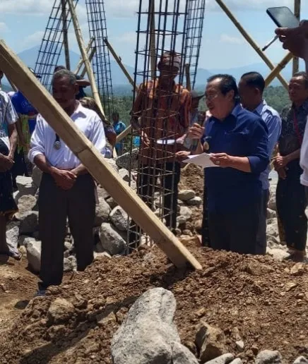 Bupati Nagekeo Resmikan Pembangunan Balai Desa Wea Au