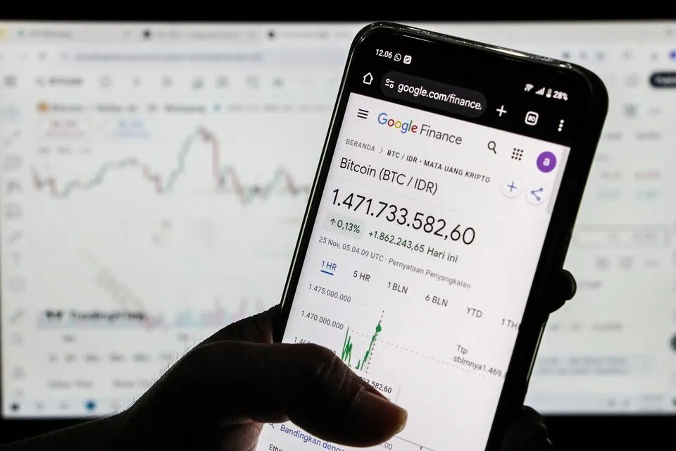 Penurunan Tajam Harga Bitcoin Mendorong Investor Beralih ke Aset Aman