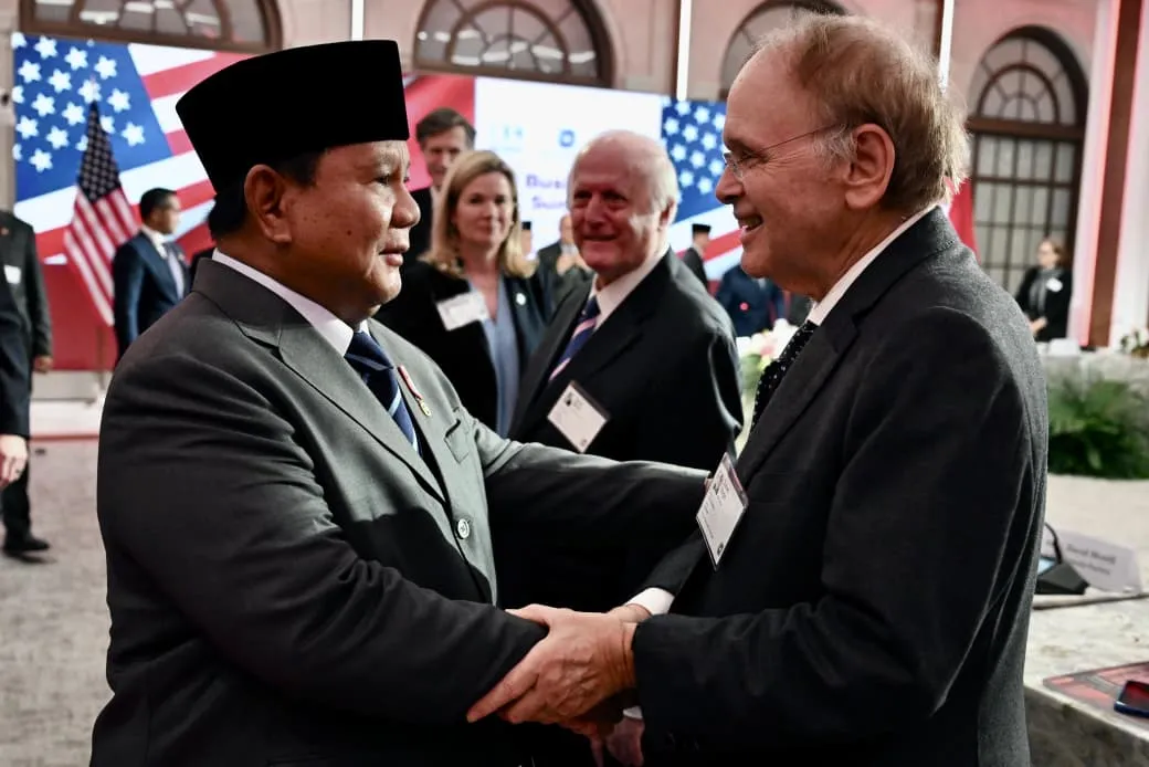 Prabowo Tegaskan Komitmen Perkuat Kemitraan Ekonomi RI-AS di Business Summit