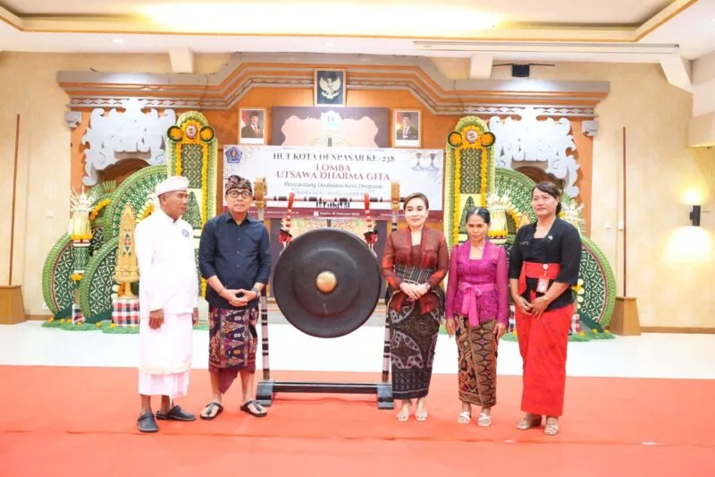 Utsawa Dharma Gita Penyandang Disabilitas Meriahkan HUT ke-238 Denpasar