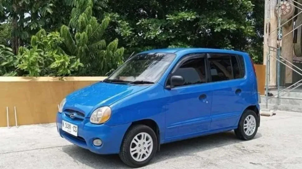 Rekomendasi Mobil Tua Irit dan Tangguh Seharga NMAX