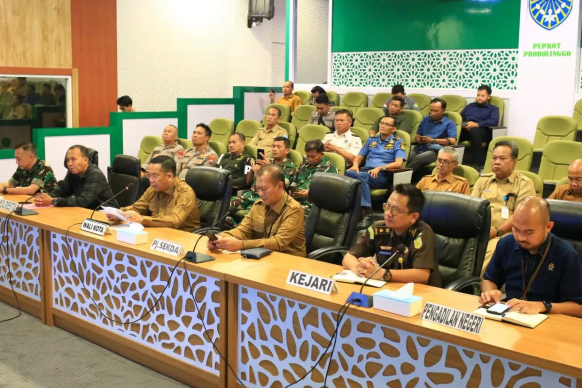 Wali Kota Probolinggo Bahas Strategi Penanganan Inflasi dan Keamanan dalam Rakor